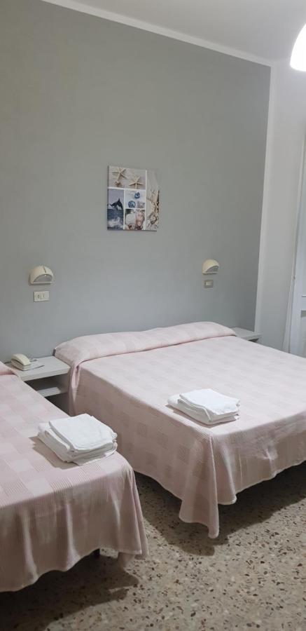 Hotel Villa Alberta B&B Cesenatico Εξωτερικό φωτογραφία