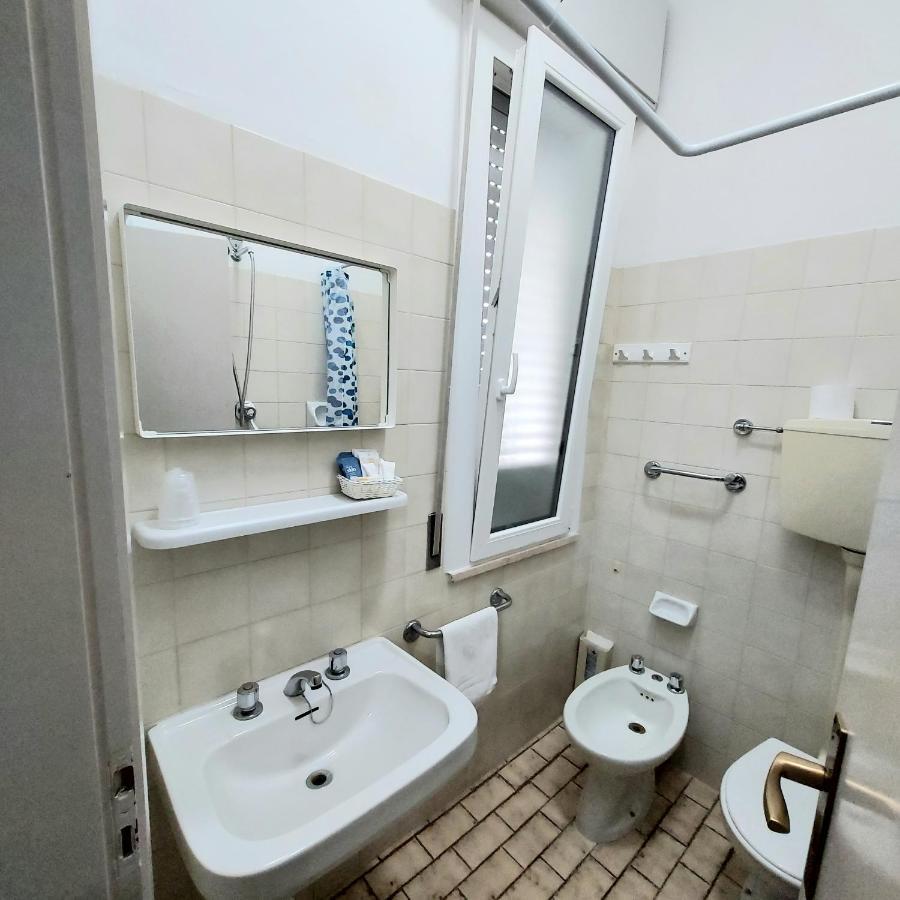 Hotel Villa Alberta B&B Cesenatico Εξωτερικό φωτογραφία