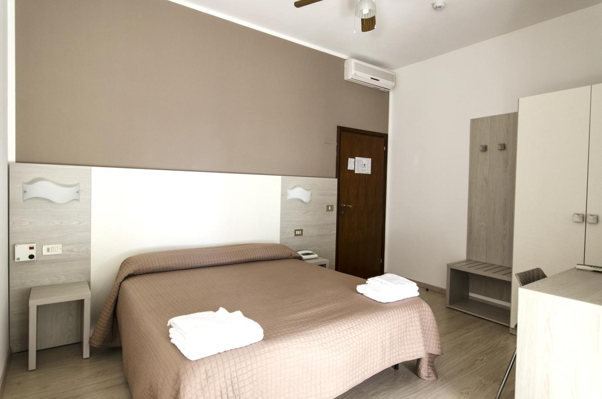 Hotel Villa Alberta B&B Cesenatico Δωμάτιο φωτογραφία